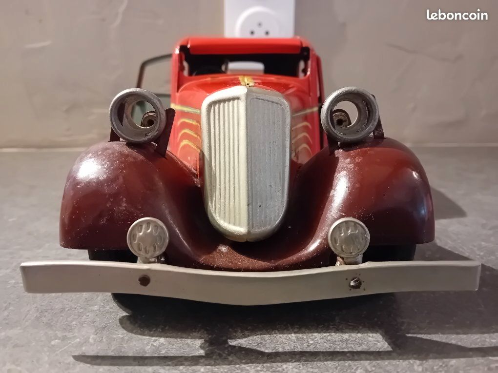 Voiture en tole Mecanique JEP (J de P) REF 7381 Hotchkis Voiture en tole Mecanique JEP (J de P) REF 7381 Hotchkis