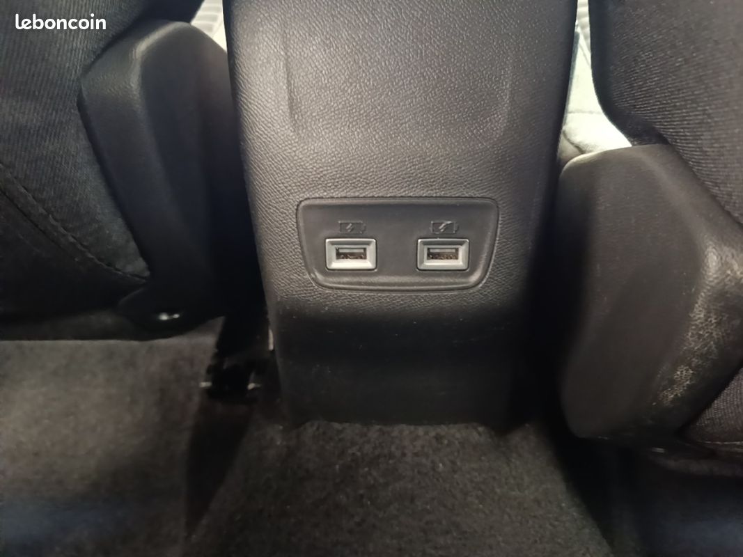 Peugeot e-2008 (2) ELECTRIQUE 50 kWh ACTIVE (image 29)
