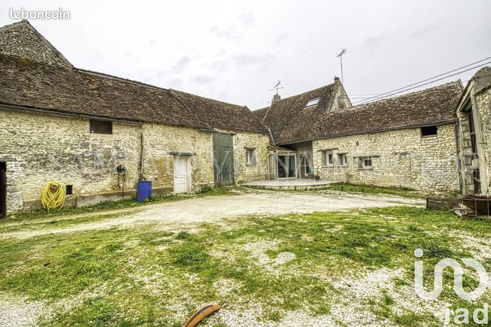 Longère 6 pièces 147 m²