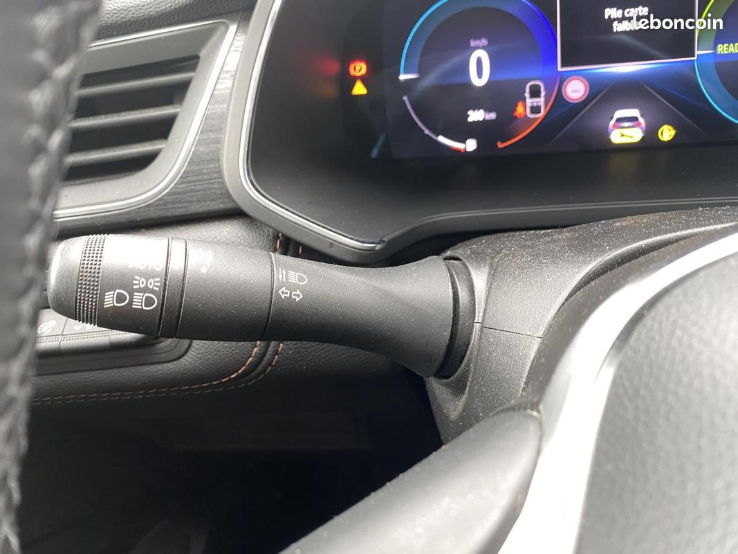 RENAULT CAPTUR 1.6 E-Tech Hybride - 145 - BVA multi-modes 2021 II Initiale Paris (image 23)