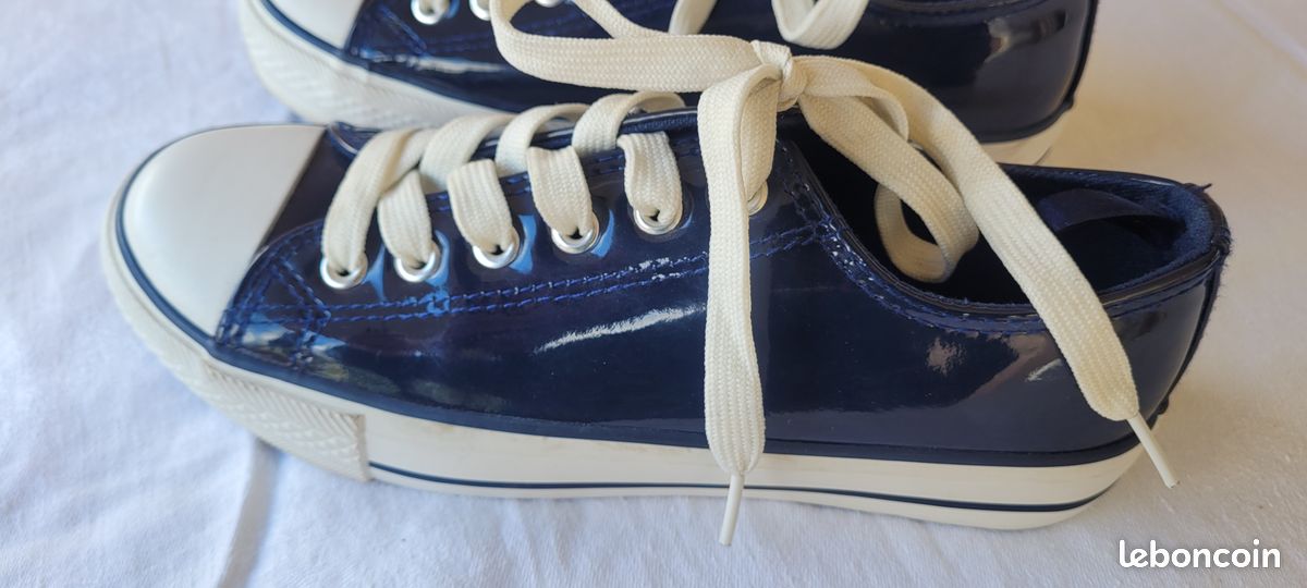 Baskets Femme PRIMARK marine/blanc pointure 37, état neuf sans - Main Image