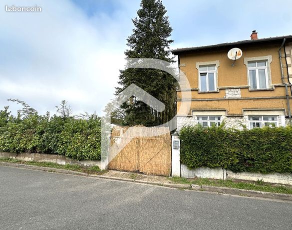 https://img.leboncoin.fr/api/v1/lbcpb1/images/64/80/02/648002d671b3dd1ad3a5b3d4af0fc883ff8f6ef4.jpg?rule=ad-image
