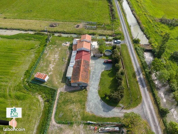 Propriété 7 pièces 135 m²