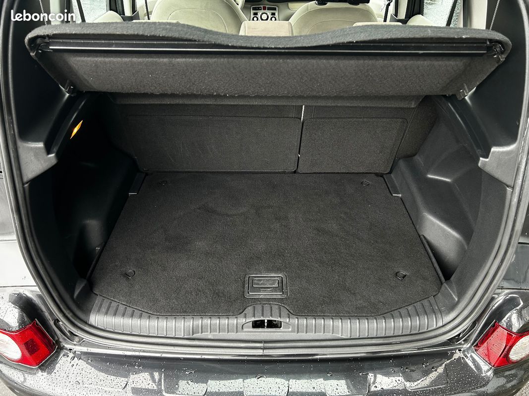 Citroën C3 Picasso 1.6 VTI 120CH Exclusive / MOTEUR NON PURETECH (image 5)