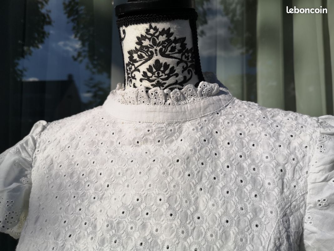 Haut dentelle Zara Vêtements