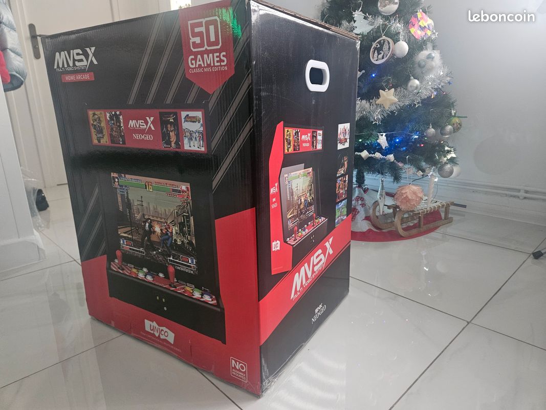 Lot 1 boîte neogeo mvsx 1 boîte ps5 abîmée et une boite vr2 abîmé (image 1)