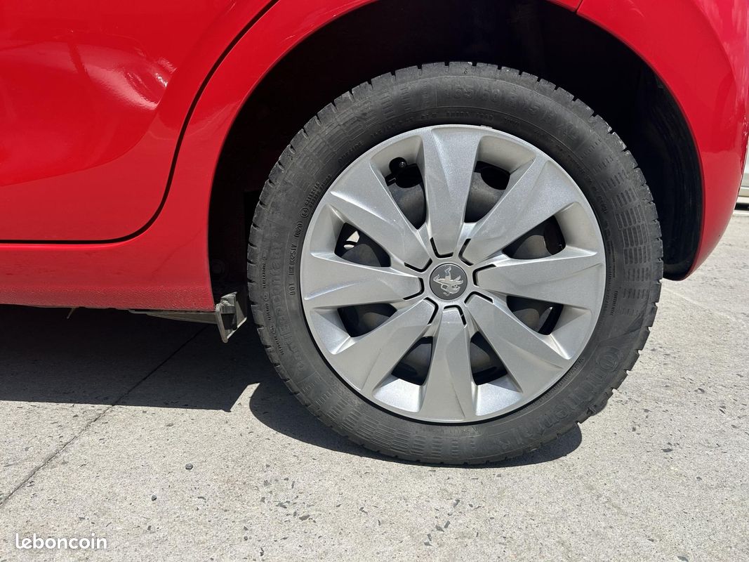 PEUGEOT 108 1.0 VTi - 72 Style - Garantie 12 mois (image 21)