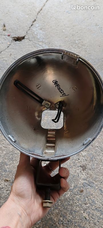 Cuvelage de phare daelim (image 1)