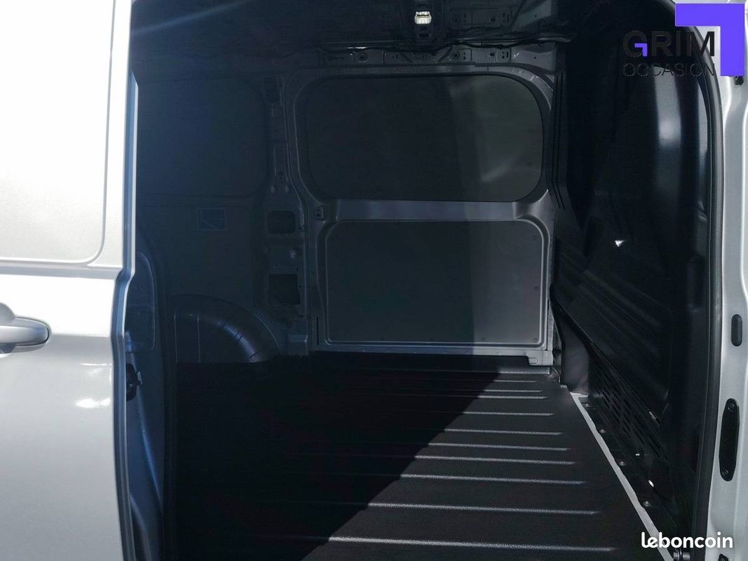 Ford transit custom fgn 320 l1h1 2.0 ecoblue 170 ch bva8 limited (image 12)