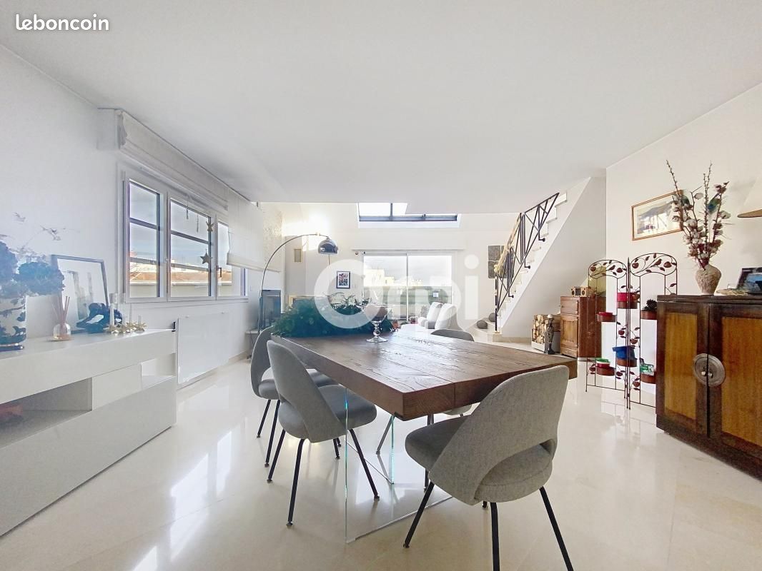 Appartement 4 pièces 142 m² · à Clamart · 142 m² · 995 000 €