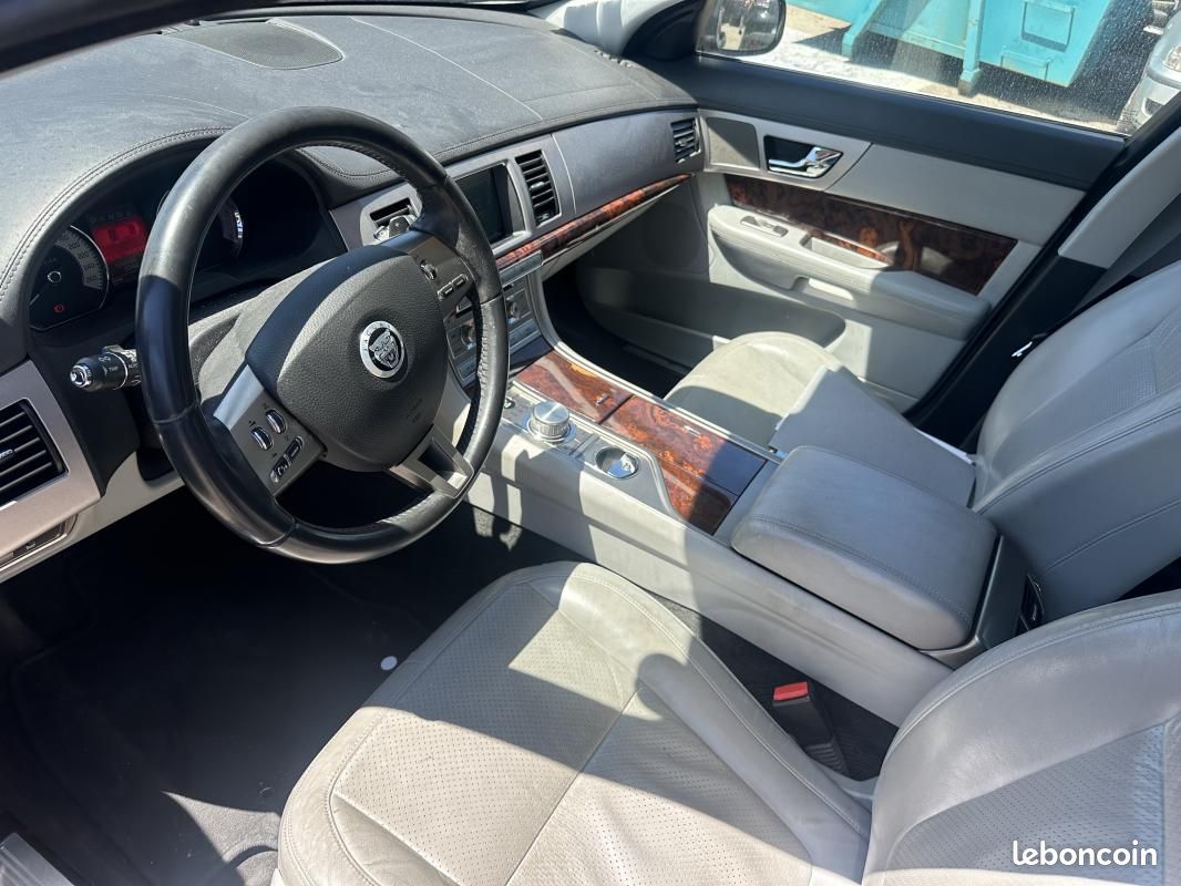 Jaguar XF 2.7 V6 D - 207 Bi-Turbo Luxe A (image 7)