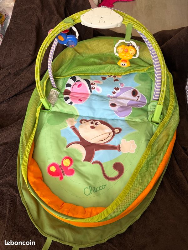 Tapis / Nid d’éveil nomade 3-en-1 Chicco "Fun Travel" (image 1)