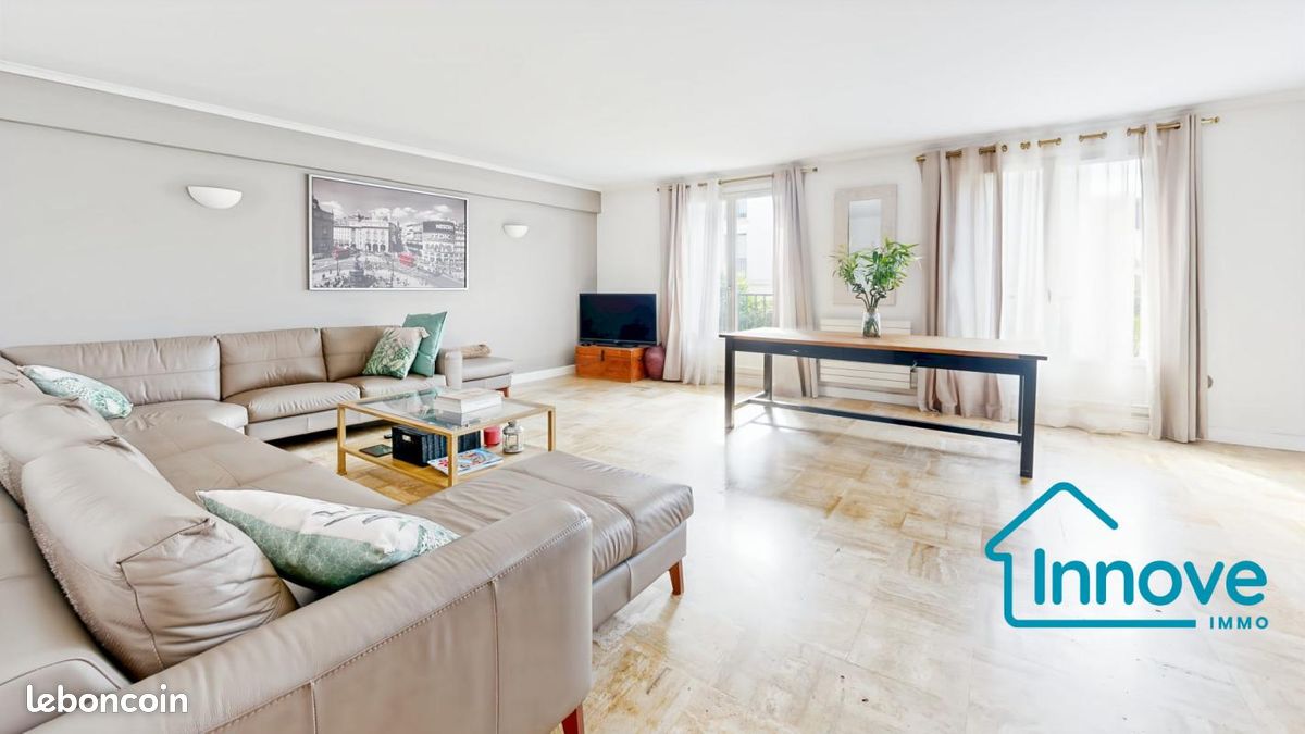 Appartement 4 pièces 112 m² · à Versailles · 112 m² · 690 000 €