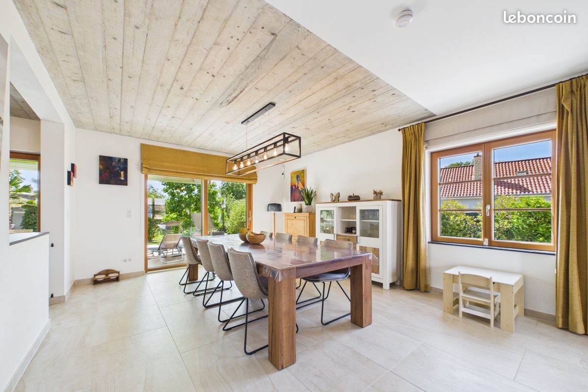 Maison 8 pièces 210 m² · à Puttelange-lès-Thionville · 210 m² · 770 000 €
