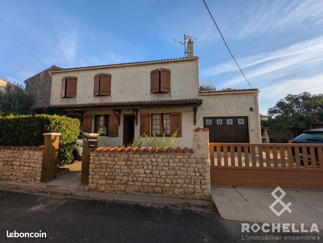 Maison 4 pièces 110 m² · à Saint-Jean-d'Angle · 110 m² · 229 000 €