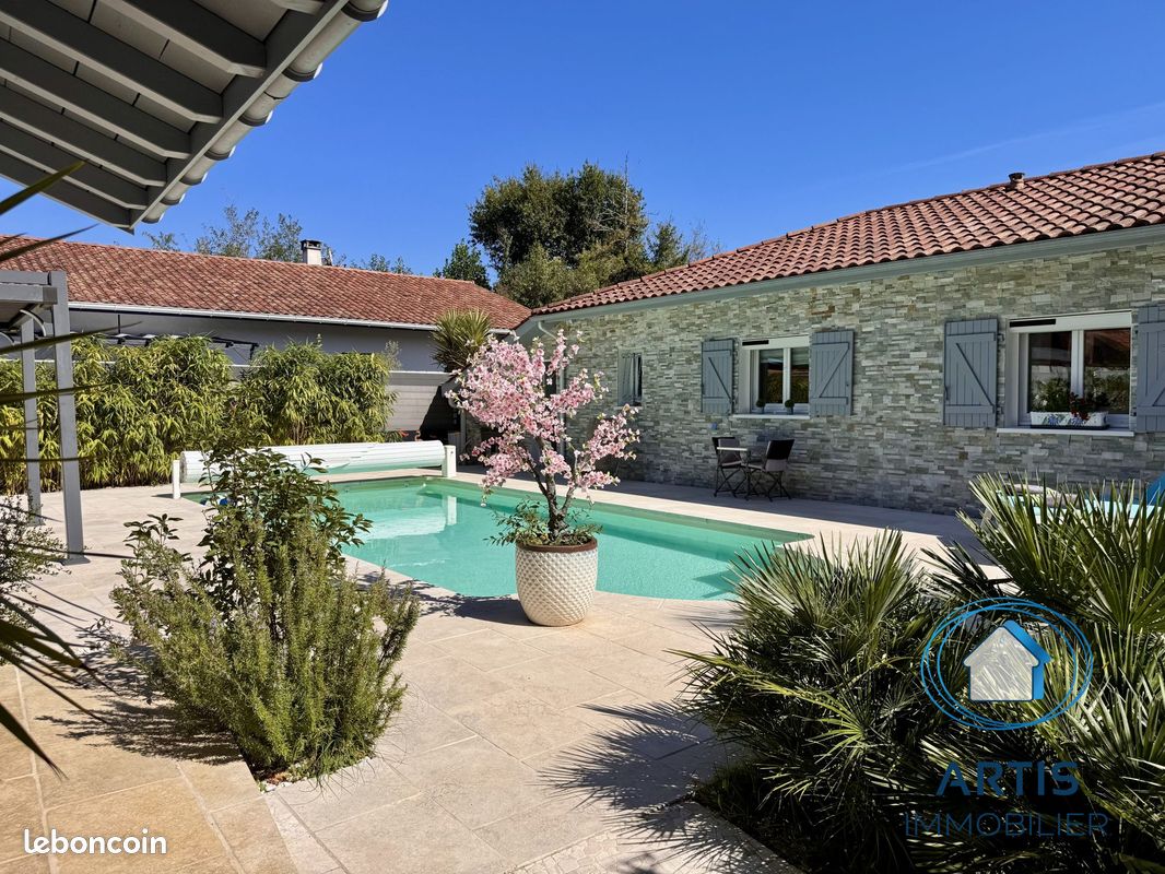 Maison 4 pièces 130 m² · à Urrugne · 130 m² · 780 000 €