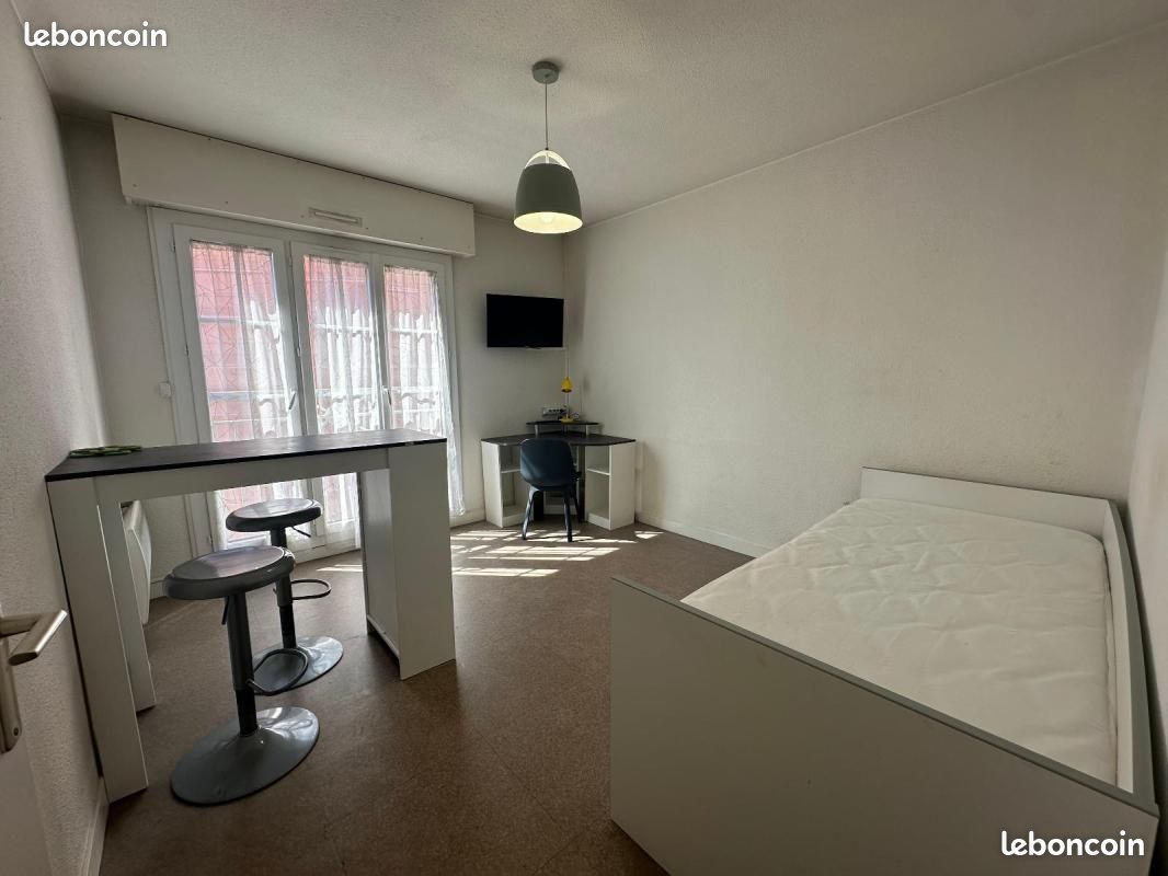 Appartement 1 pièce 23 m² · à Saint-Étienne · 23 m² · 390 €/mois