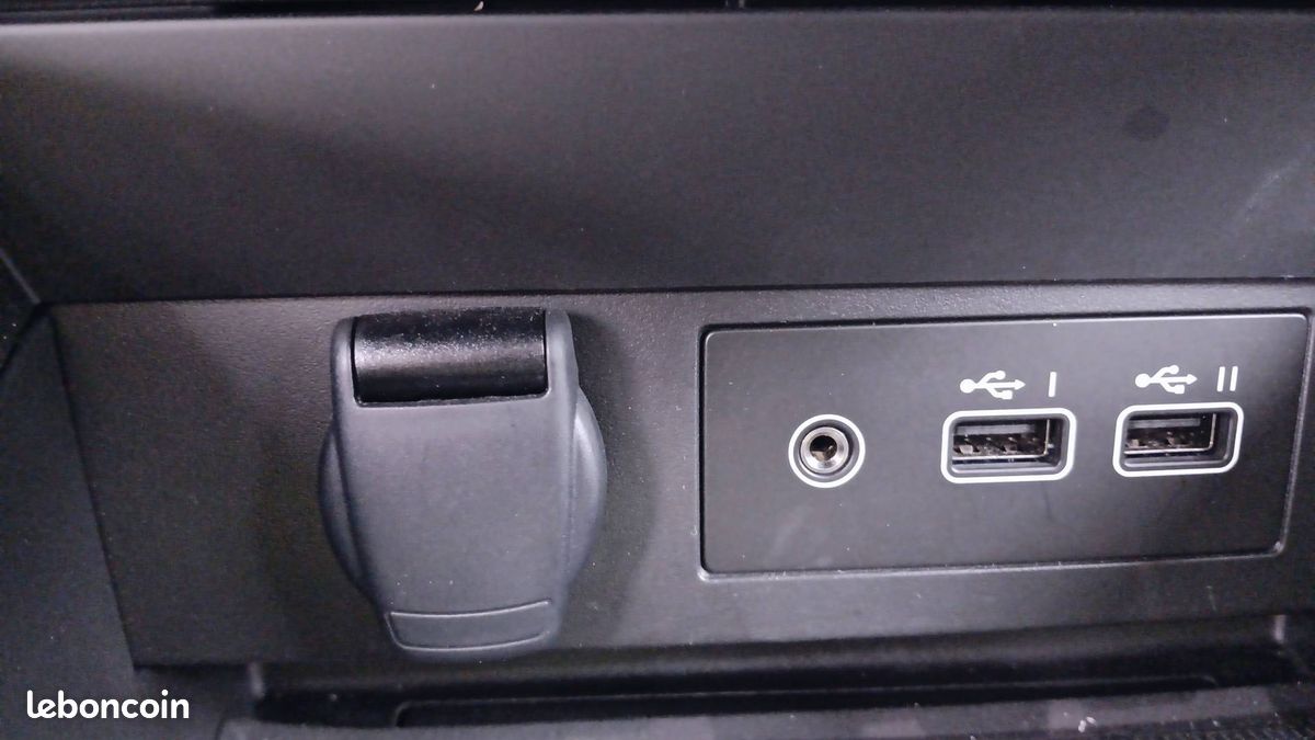 Renault clio e tech full hybrid 145 ch gsr2 techno (image 26)