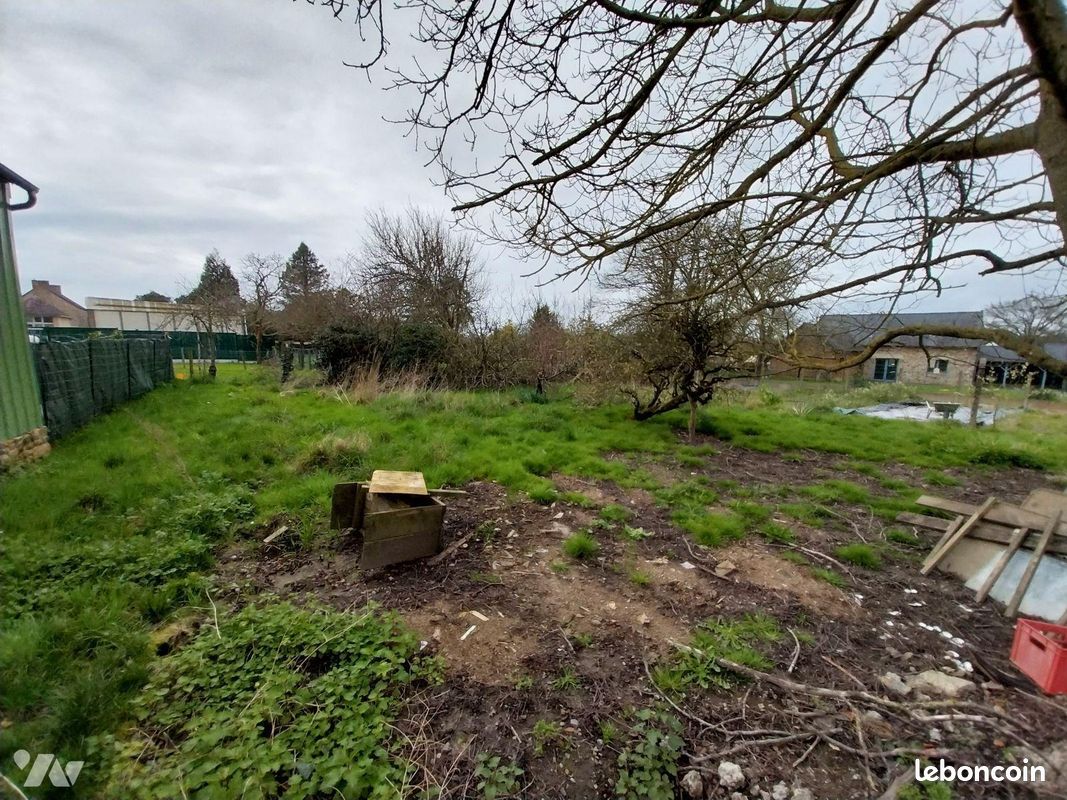 Terrain 634 m² · à Saint-Christophe-des-Bois · 634 m² · 24 400 €
