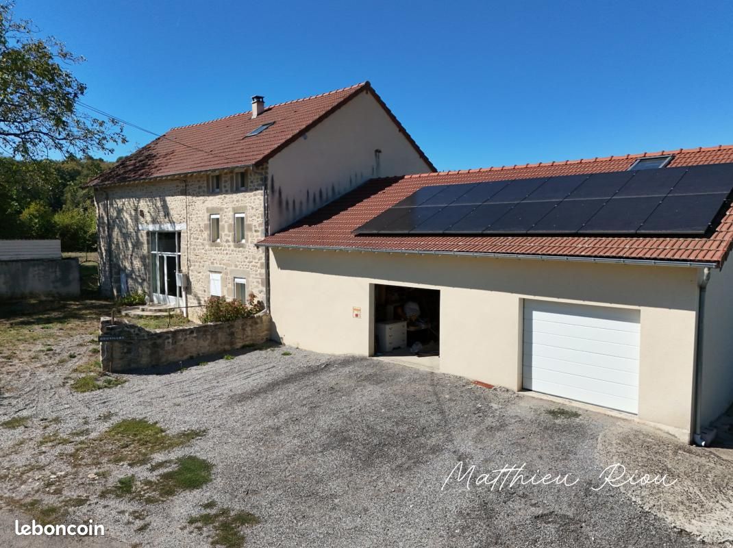 Maison 6 pièces 215 m² · à Bersac-sur-Rivalier · 215 m² · 299 000 €