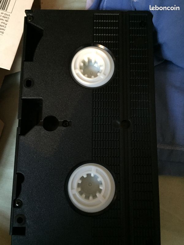 K7 VHS neuves de 240 (image 2)