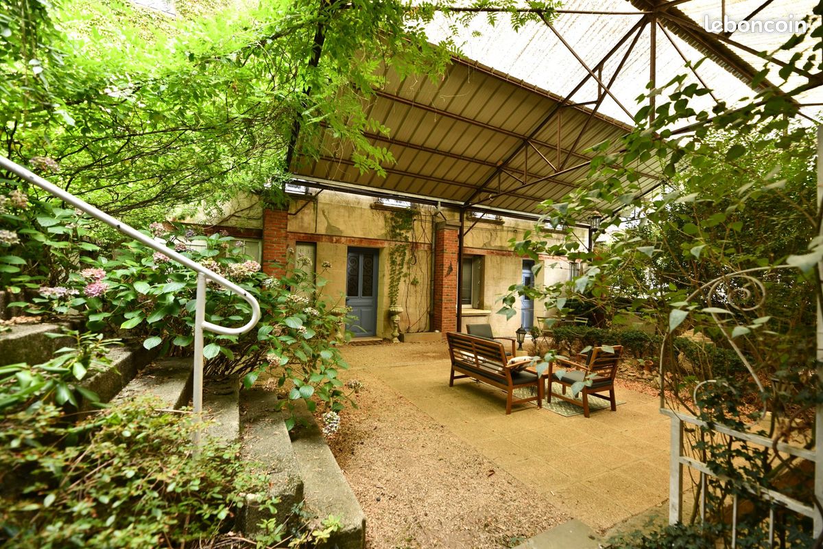 Maison 3 pièces 153 m² · à Mauriac · 153 m² · 222 600 €