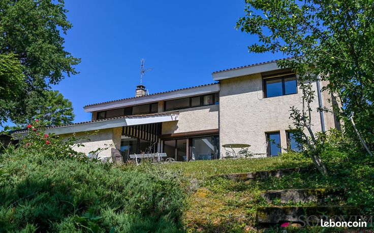 Maison 7 pièces 190 m² — 3