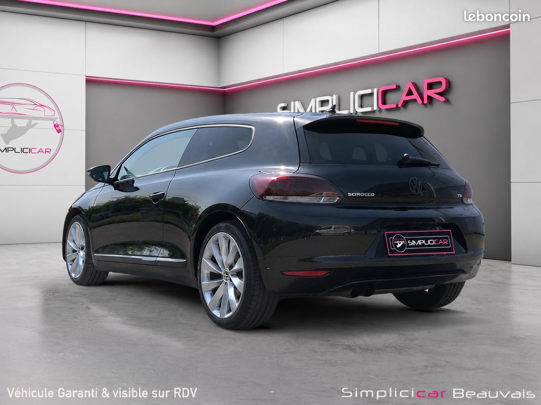 VOLKSWAGEN SCIROCCO 1.4 TSI 160 DSG7 Garantie 12 mois (image 3)