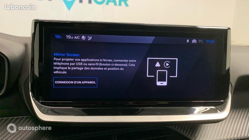 Peugeot 2008 1.2 Hybrid 110ch Allure e-DCS6 (image 18)