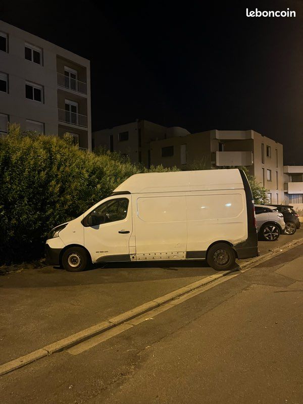 Renault trafic (image 1)