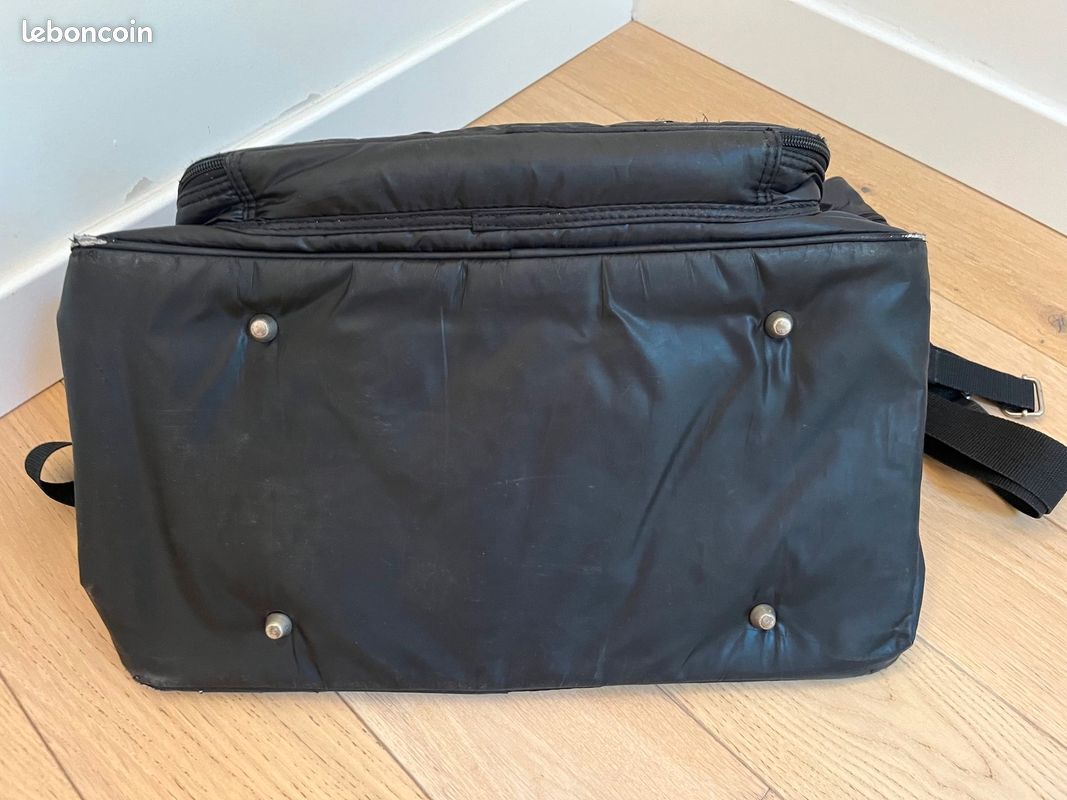 Sac à langer noir Béaba (image 6)
