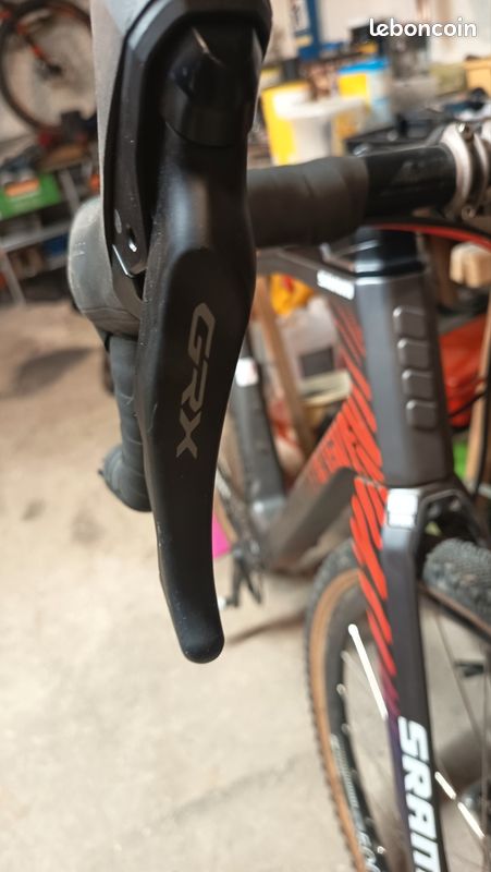 à vendre magnifique vélo carbone gravel (image 5)