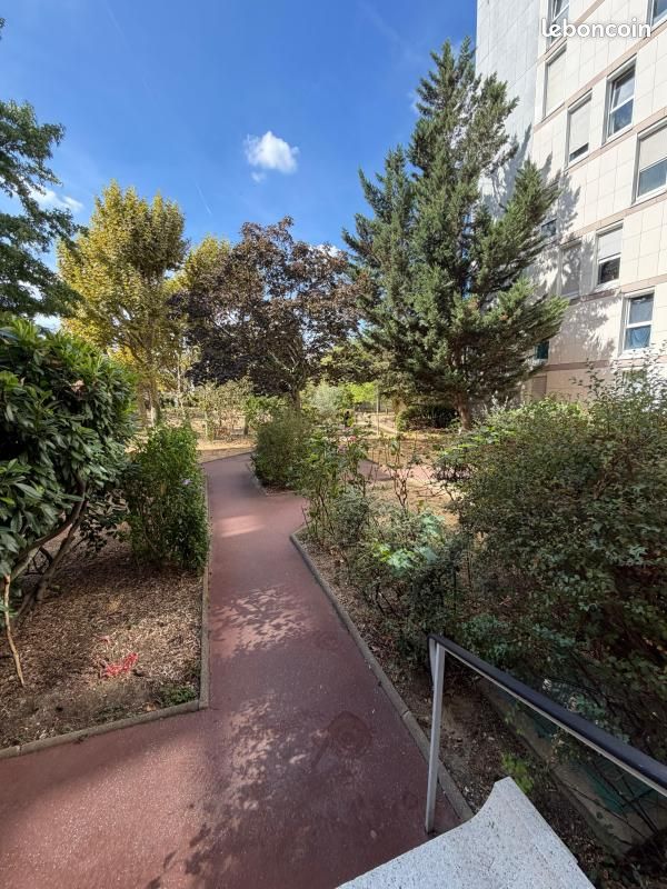 Appartement 3 pièces 81 m² · à Pantin · 81 m² · 380 000 €