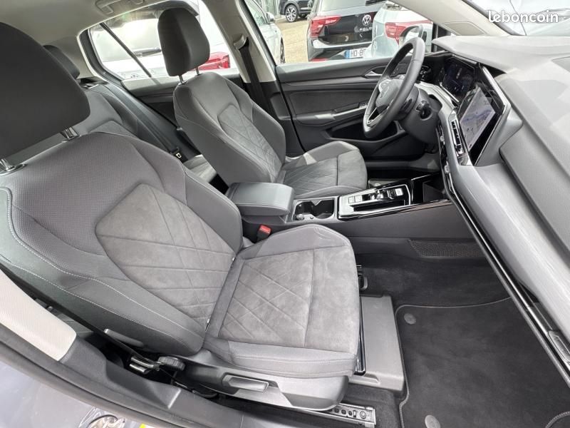 Volkswagen Golf 1.5 eTSI OPF 130ch Style DSG7 (image 8)