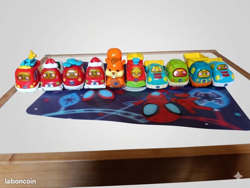 Vends lot de 9 jouets VTech Tut Tut Bolides (image 1)