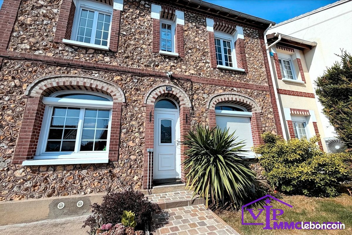 Maison 7 pièces 187 m² · à Sotteville-lès-Rouen · 187 m² · 410 000 €