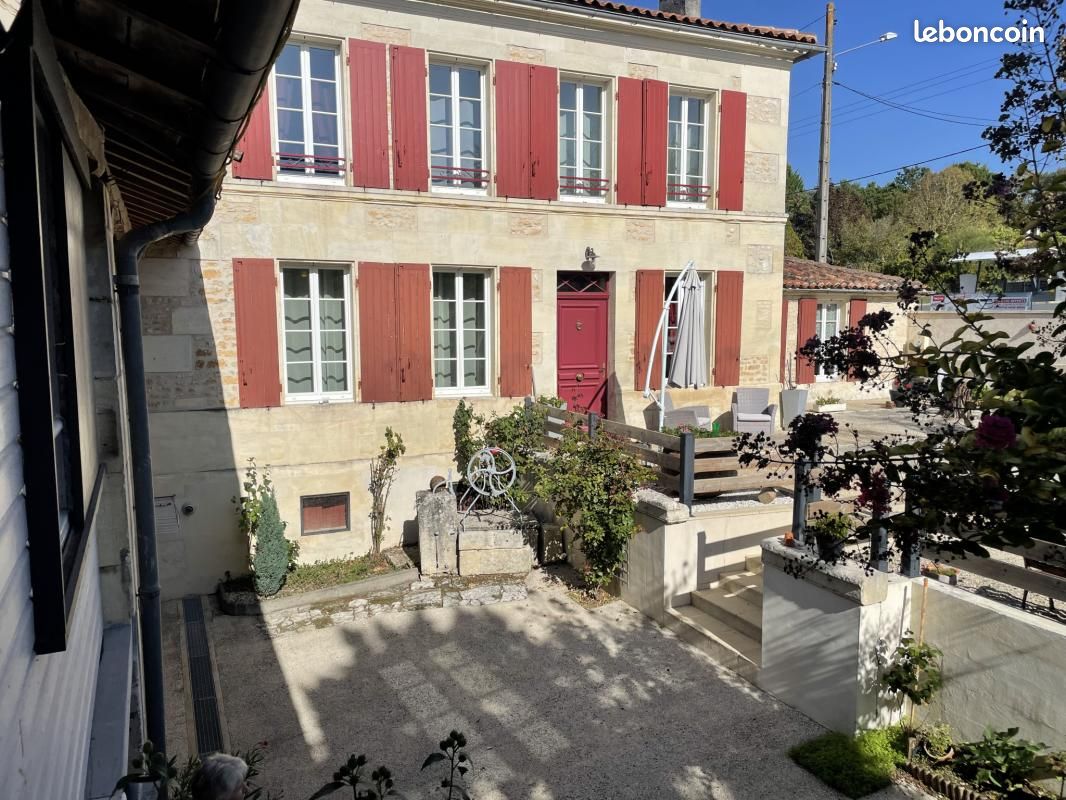 Maison 6 pièces 180 m² - Val-de-Cognac 16370 Richemont (image principale 1)