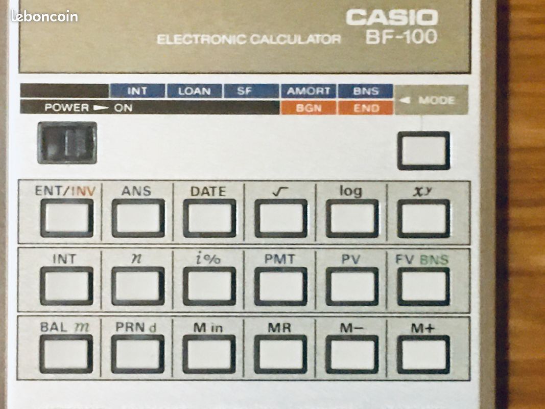 Calculatrice de poche Casio Petit-FX LC-401LV - 8 chiffres - alimentation batterie - rose Pas Cher La Réunion | Bureau Vallée