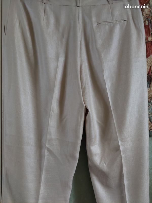 Pantalon neuf (image 3)