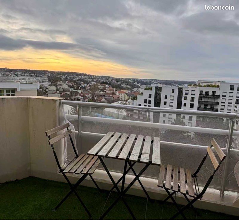 Appartement 3 pièces 67 m² · à Issy-les-Moulineaux · 67 m² · 1 650 €/mois