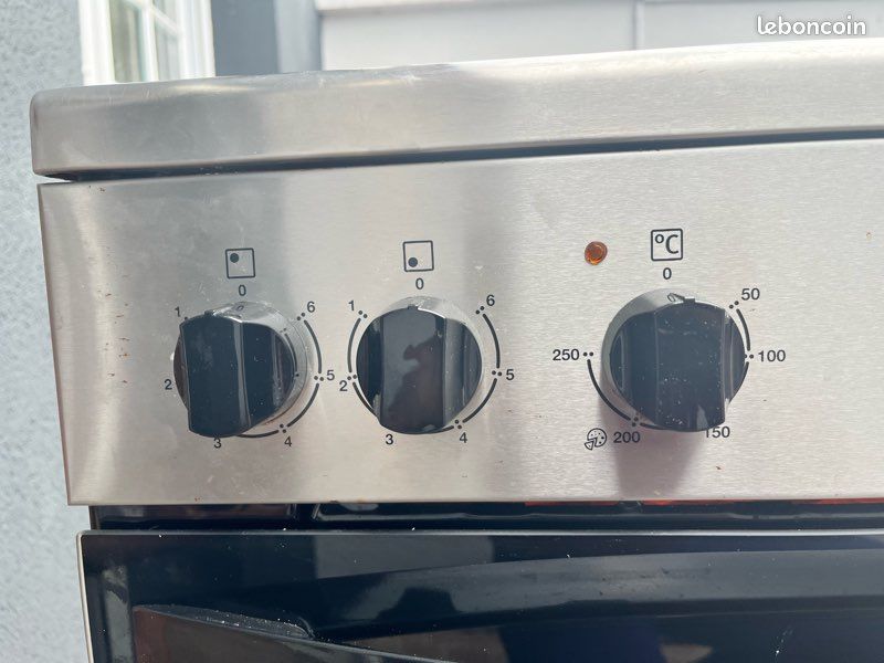 Cuisinière électrique (image 5)