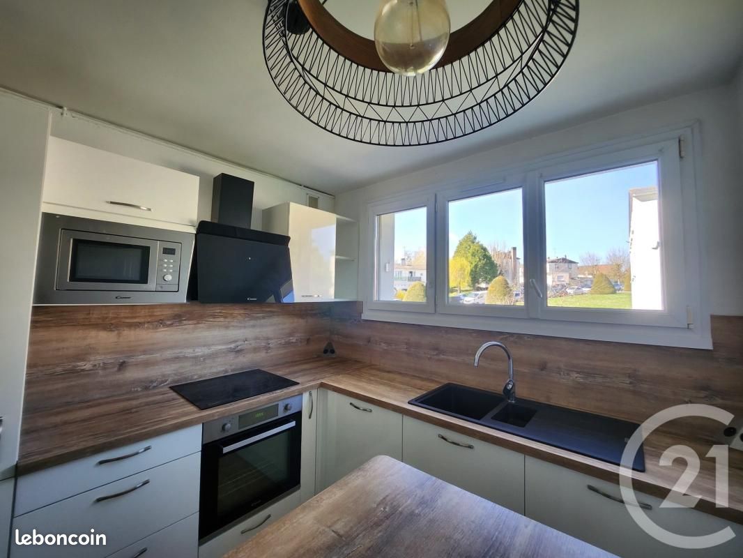 Appartement 4 pièces 66 m² · à Étampes · 66 m² · 1 077 €/mois