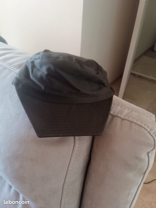 Casquette militaire (image 1)