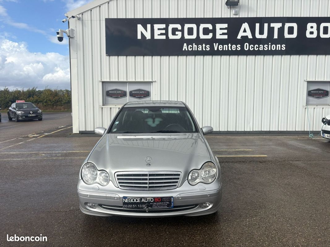 MERCEDES CLASSE C 220 Elégance 2.2 CDI 150 CV 01/2005 224500 KM BOITE DE VITESSE AUTOMATIQUE FEUX XÉNON SUIVI D'ENTR (image 2)