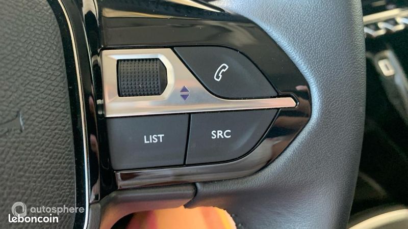 Peugeot 208 1.2 PureTech 100ch S&S Active (image 25)