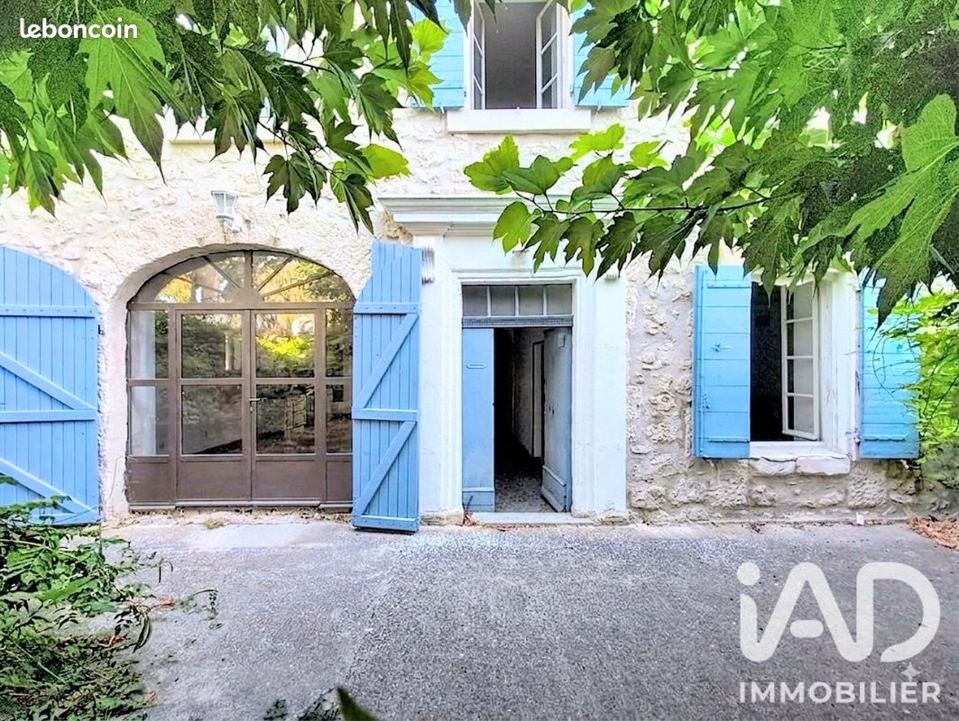 Maison 5 pièces 156 m² · à Velleron · 156 m² · 299 000 €
