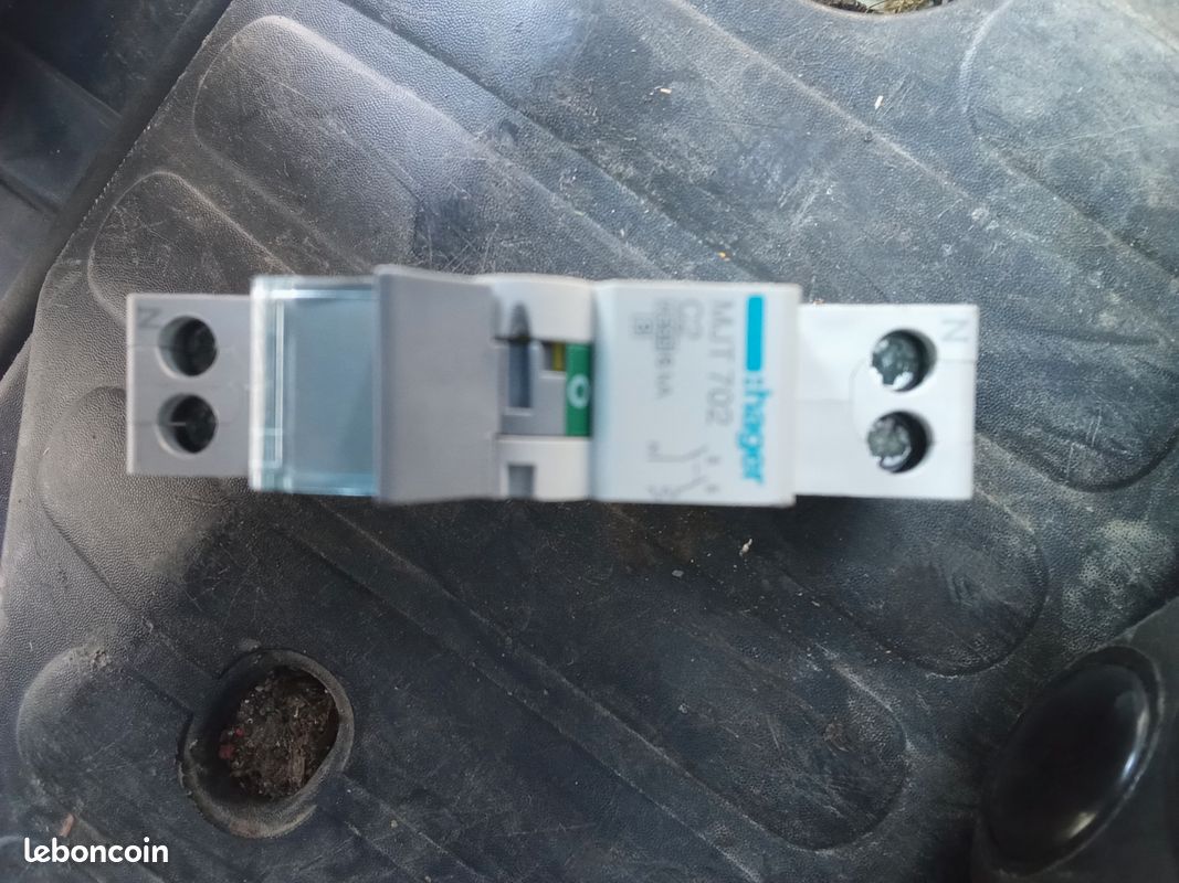 Disjoncteur hager 2A (image 1)
