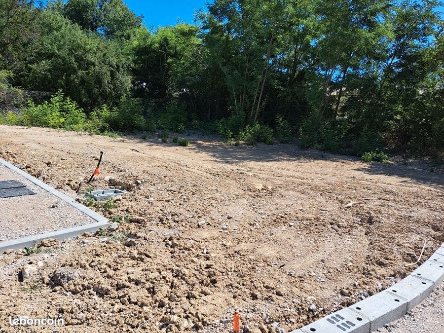 Terrain 490 m² · à Peynier · 283 000 €