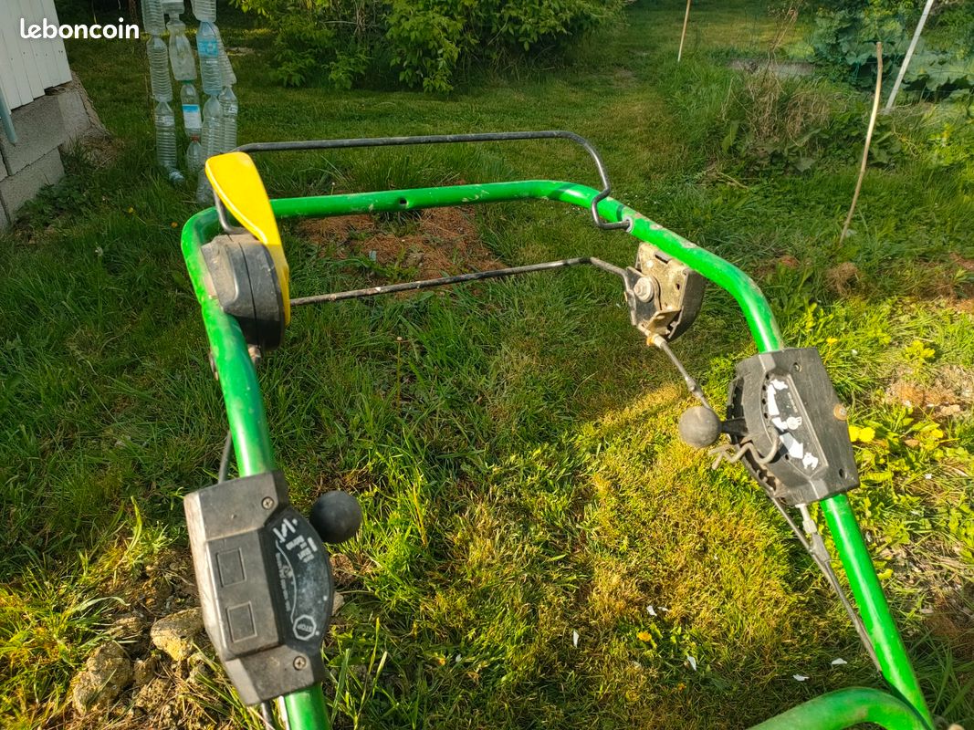 Tondeuse thermique JOHN DEERE (image 4)