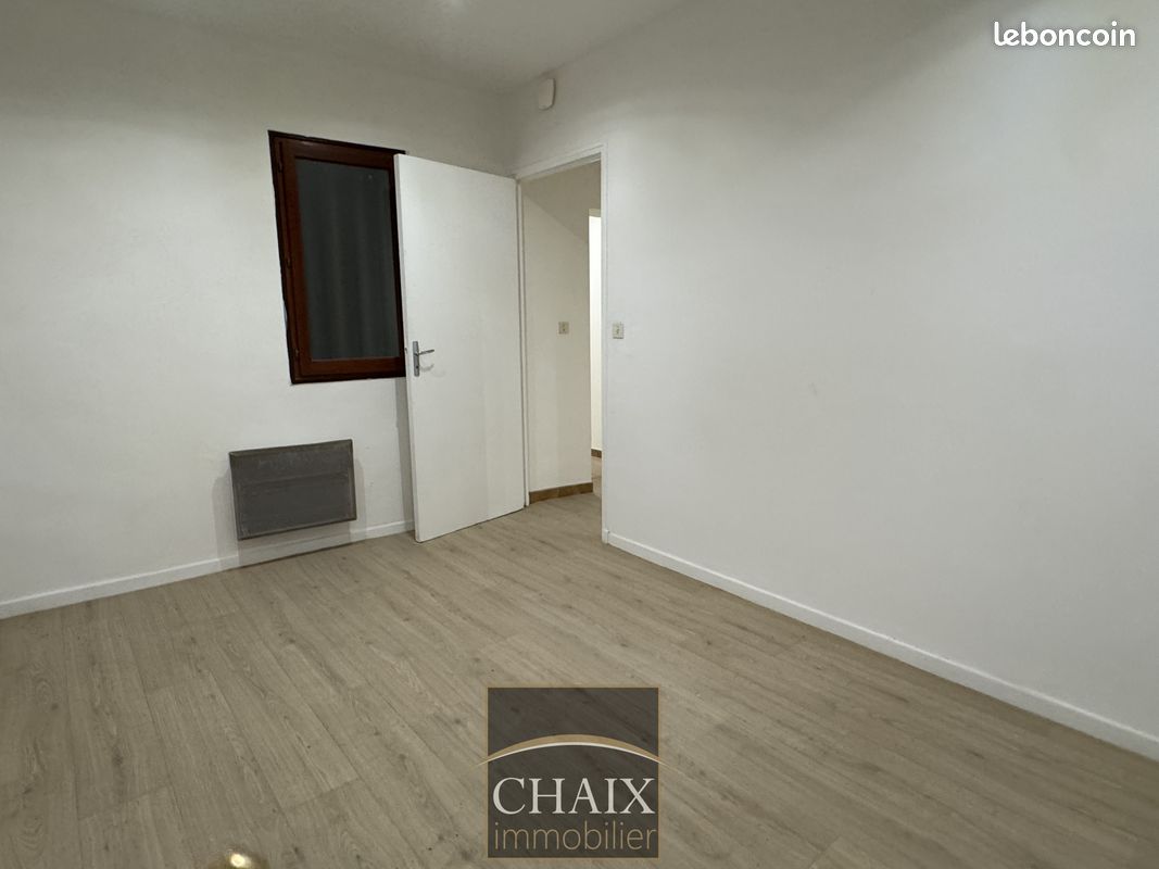 Appartement a louer  - 2 pièce(s) - 42 m2 - Surfyn